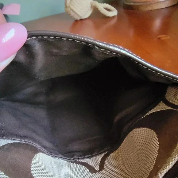 Coach Signature Stripe Swingpack Khaki Brown Jacquard and Patent Leather F48806 - Picture 12 of 13